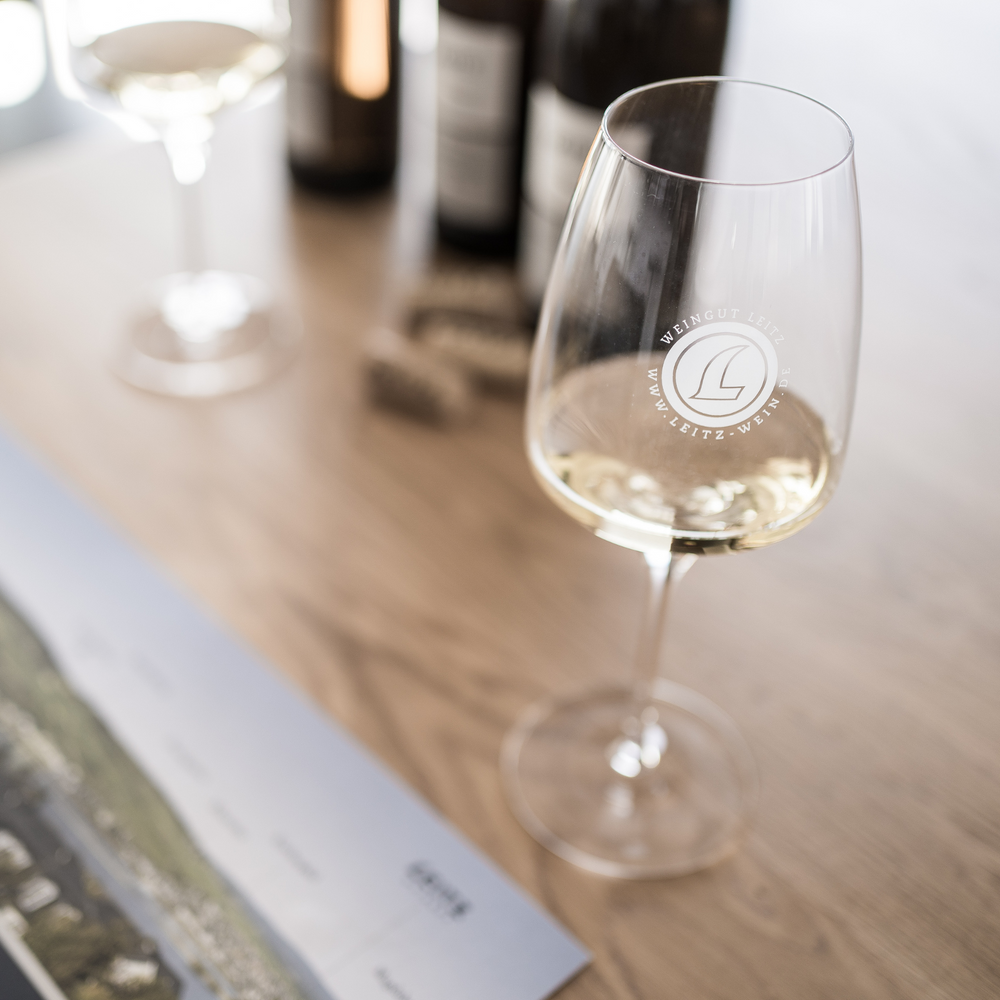 2018 Rüdesheimer Drachenstein Riesling Beerenauslese edelsüß Flasche